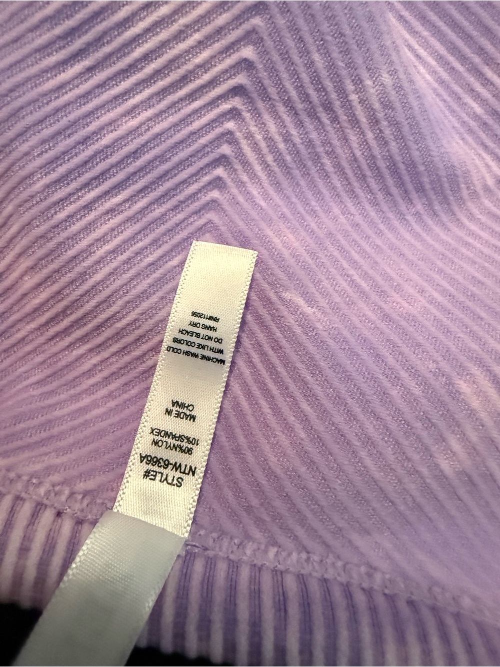 Zenana 2-Pack Ribbed Seamless Crop Tank Bundle NIP L/XL Lavender & Blue A24 - Picture 5 of 6